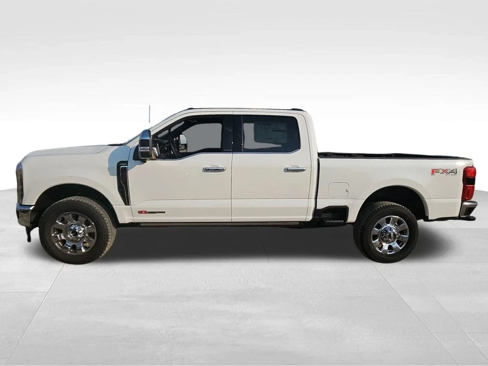 2025 Ford Super Duty 5th Gen - Image 16 of 21