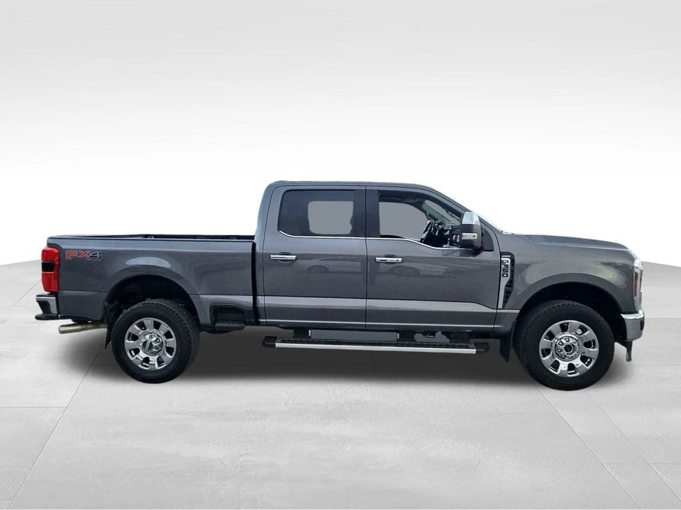 2025 Ford Super Duty 5th Gen - Image 12 of 12