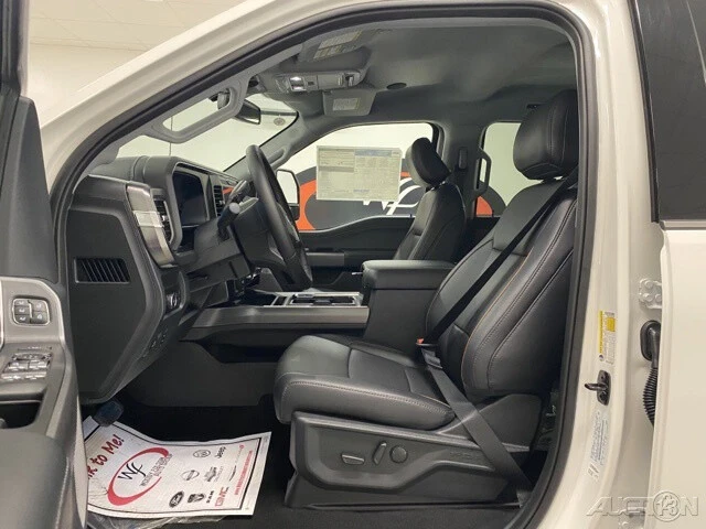 2025 Ford Super Duty 5th Gen - Image 11 of 12