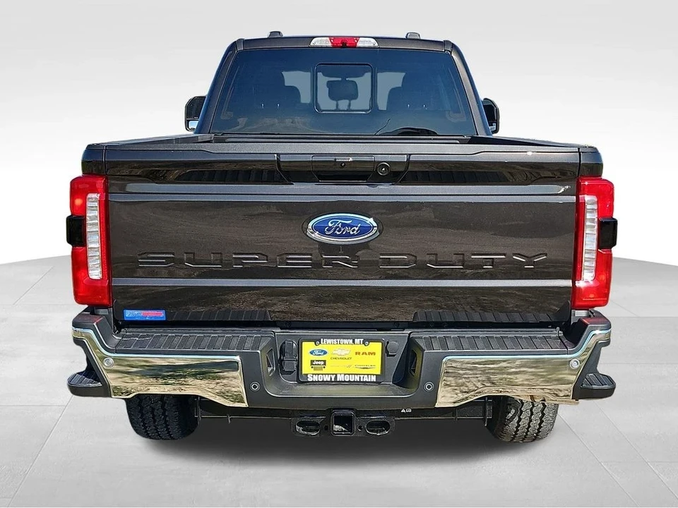 2025 Ford Super Duty 5th Gen - Image 14 of 21