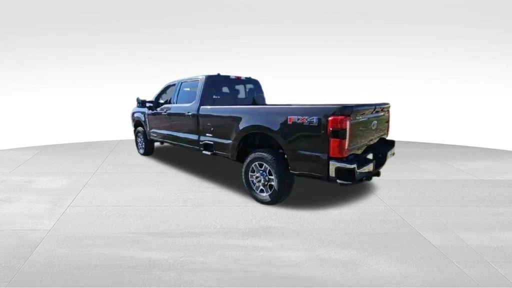 2025 Ford Super Duty 5th Gen - Image 6 of 21