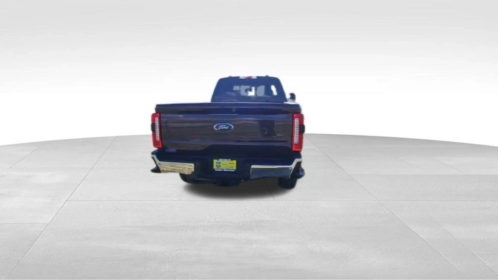 2025 Ford Super Duty 5th Gen - Image 7 of 21