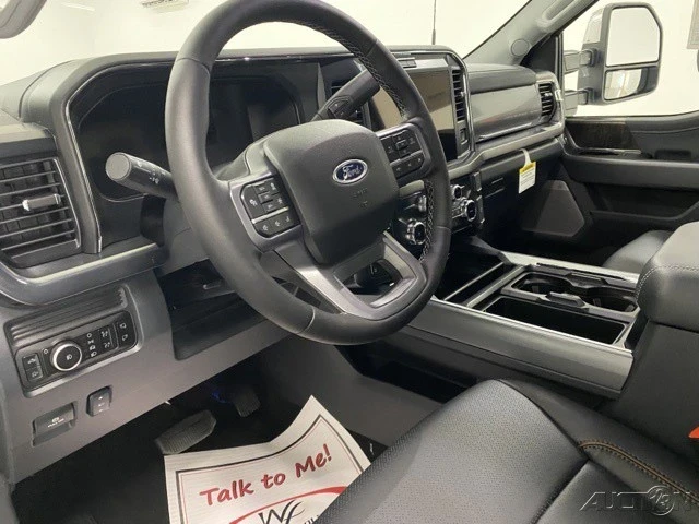 2025 Ford Super Duty 5th Gen - Image 11 of 12