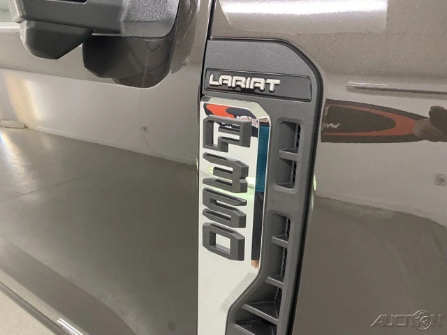 2025 Ford Super Duty 5th Gen - Image 7 of 12