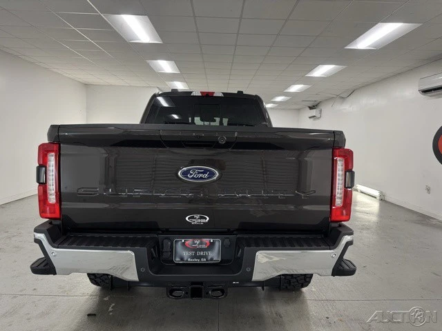2025 Ford Super Duty 5th Gen - Image 4 of 12