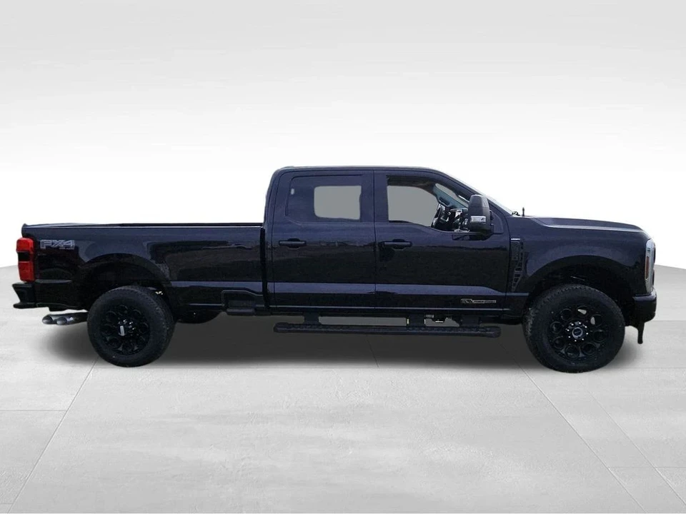 2025 Ford Super Duty 4th Gen - Image 12 of 21