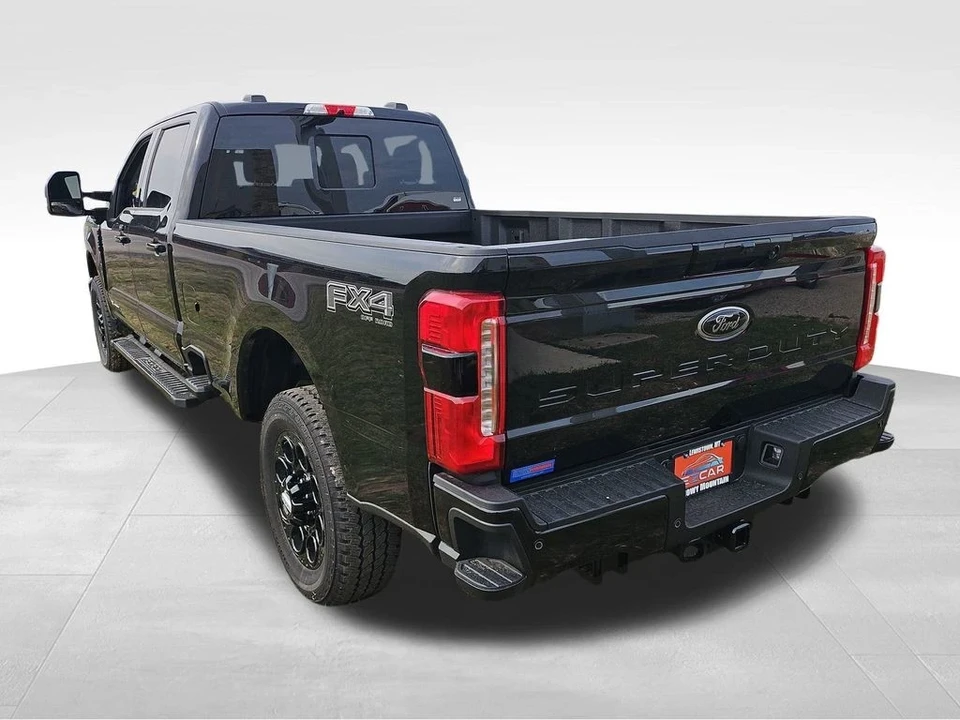 2025 Ford Super Duty 4th Gen - Image 15 of 21