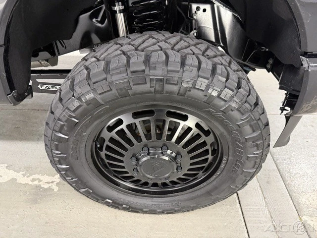 2025 Ford Super Duty 5th Gen - Image 4 of 12