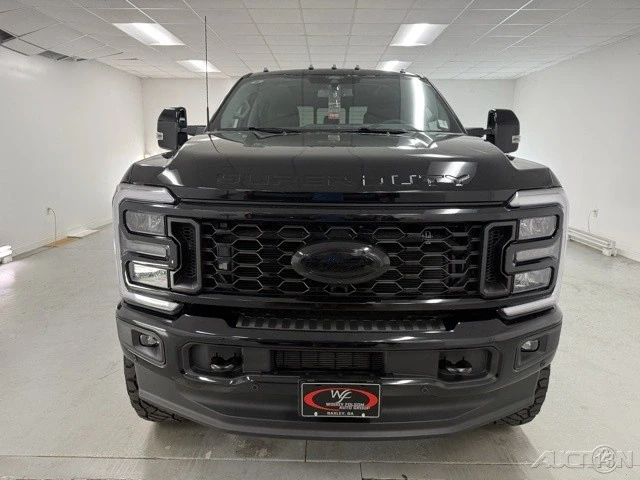 2025 Ford Super Duty 5th Gen - Image 2 of 12