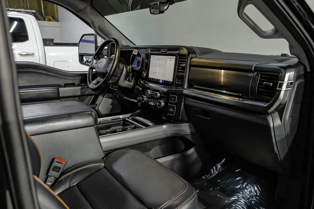 2025 Ford Super Duty 5th Gen - Image 20 of 31