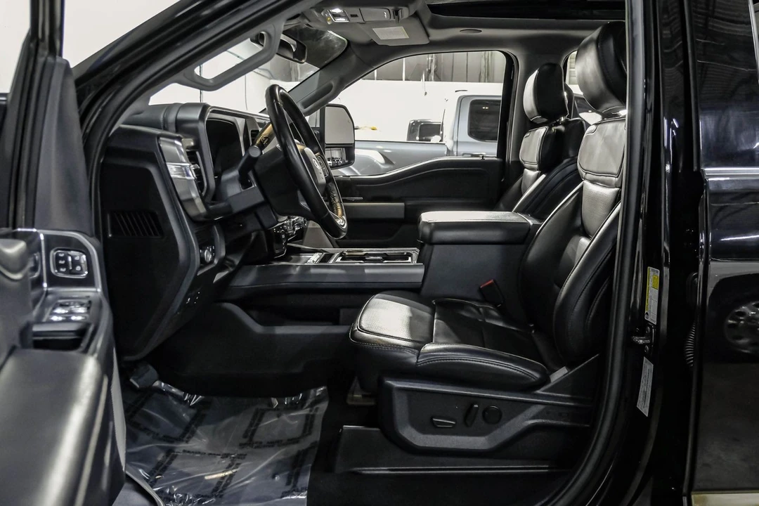 2025 Ford Super Duty 5th Gen - Image 4 of 31