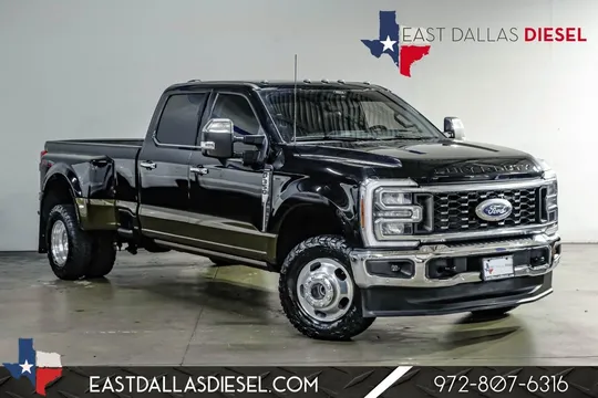 2025 Ford F-350 Lariat Ultimate FX4