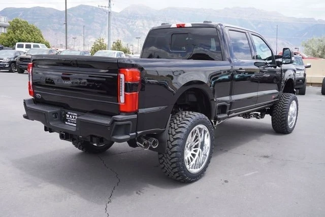 2025 Ford Super Duty 5th Gen - Image 13 of 21