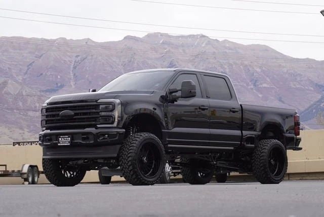 2025 Ford Super Duty 5th Gen - Image 2 of 21