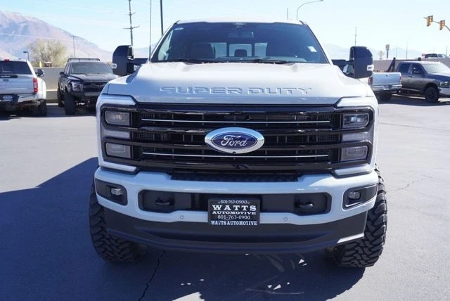 2025 Ford Super Duty 5th Gen - Image 4 of 21