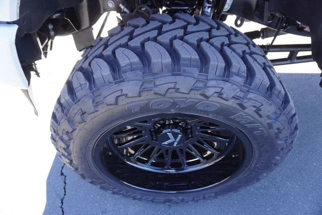 2025 Ford Super Duty 5th Gen - Image 18 of 21