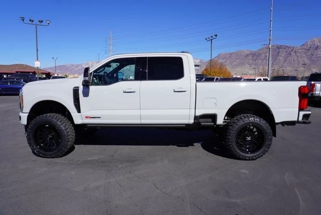 2025 Ford Super Duty 5th Gen - Image 7 of 21