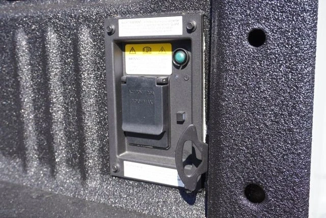 2025 Ford Super Duty 5th Gen - Image 12 of 21