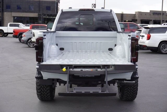 2025 Ford Super Duty 5th Gen - Image 9 of 21