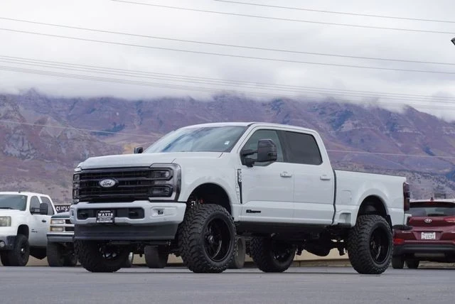 2025 Ford Super Duty 5th Gen - Image 2 of 21