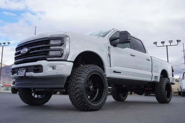 2025 Ford Super Duty 5th Gen - Image 5 of 21
