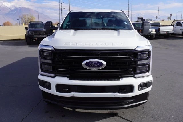 2025 Ford Super Duty 5th Gen - Image 4 of 21