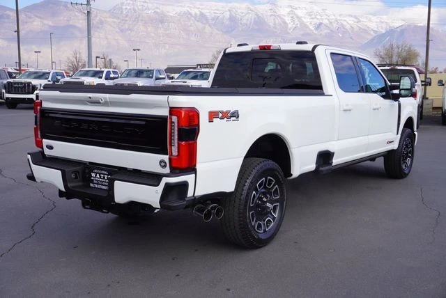 2025 Ford Super Duty 5th Gen - Image 14 of 21