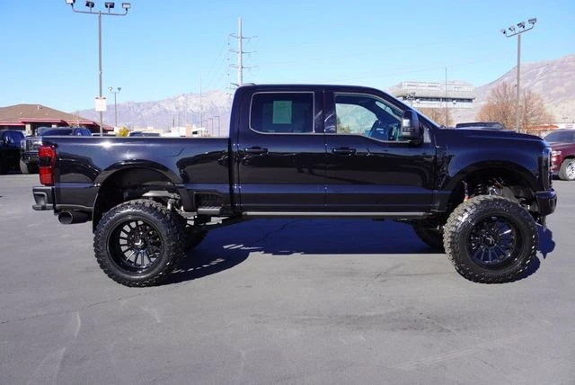 2025 Ford Super Duty 5th Gen - Image 16 of 21