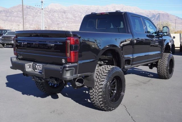 2025 Ford Super Duty 5th Gen - Image 14 of 21