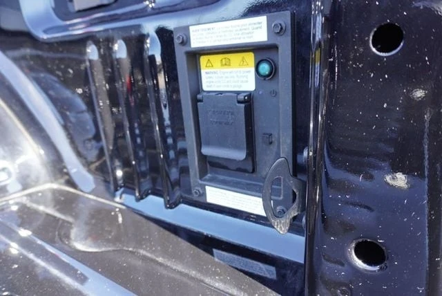 2025 Ford Super Duty 5th Gen - Image 12 of 21