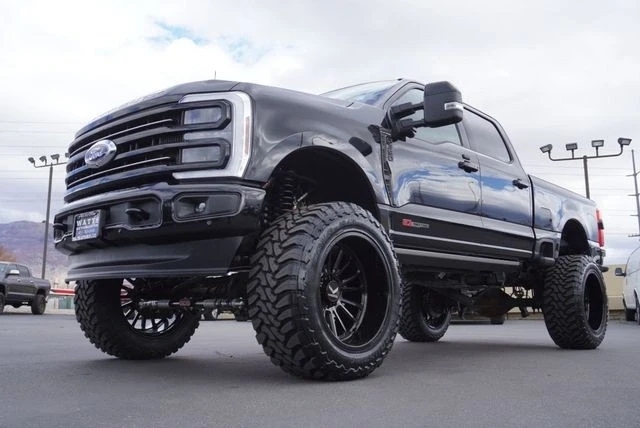 2025 Ford Super Duty 5th Gen - Image 6 of 21