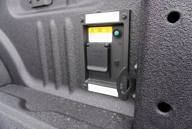 2025 Ford Super Duty 5th Gen - Image 12 of 21