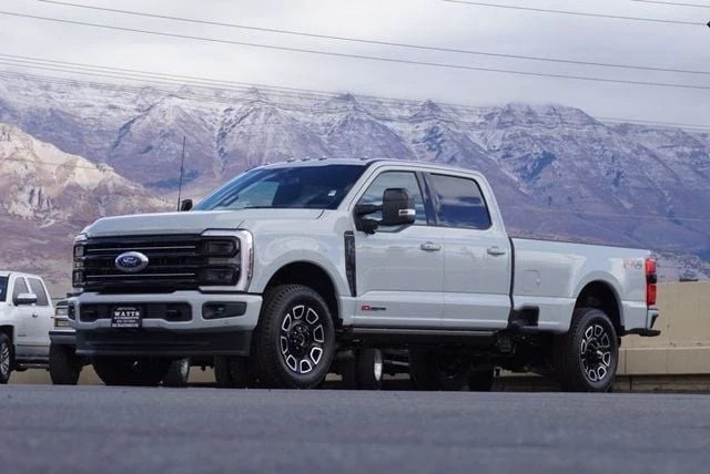 2025 Ford Super Duty 5th Gen - Image 2 of 21