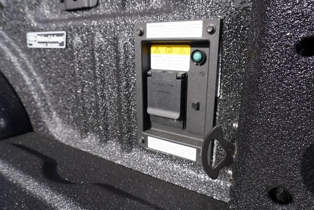 2025 Ford Super Duty 5th Gen - Image 12 of 21