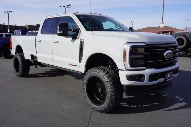 2025 Ford Super Duty 5th Gen - Image 16 of 21