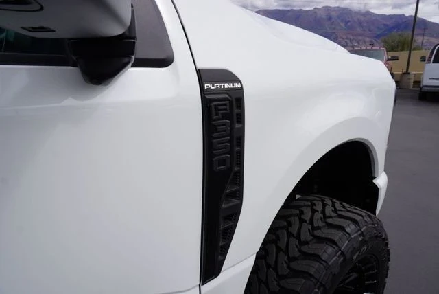 2025 Ford Super Duty 5th Gen - Image 19 of 21