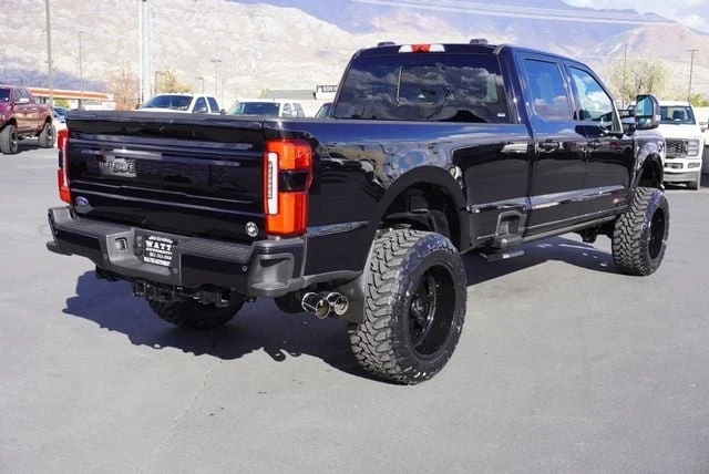 2025 Ford Super Duty 5th Gen - Image 13 of 21
