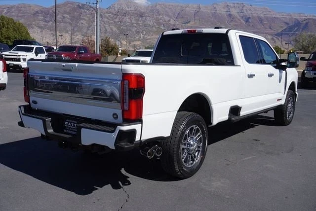 2025 Ford Super Duty 5th Gen - Image 14 of 21