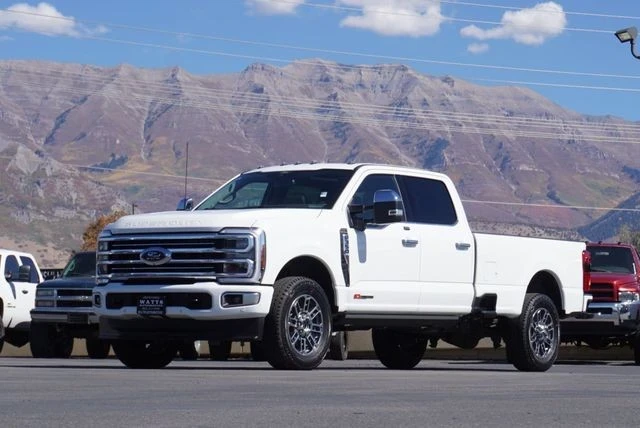 2025 Ford Super Duty 5th Gen - Image 2 of 21