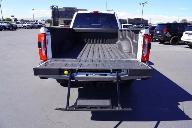 2025 Ford Super Duty 5th Gen - Image 11 of 21