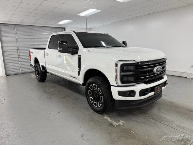 2025 Ford Super Duty 5th Gen - Image 3 of 20