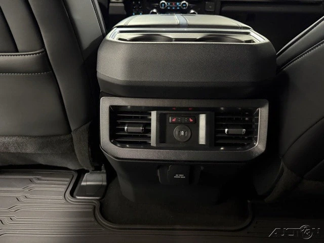 2025 Ford Super Duty 5th Gen - Image 15 of 20