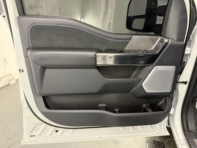 2025 Ford Super Duty 5th Gen - Image 11 of 20