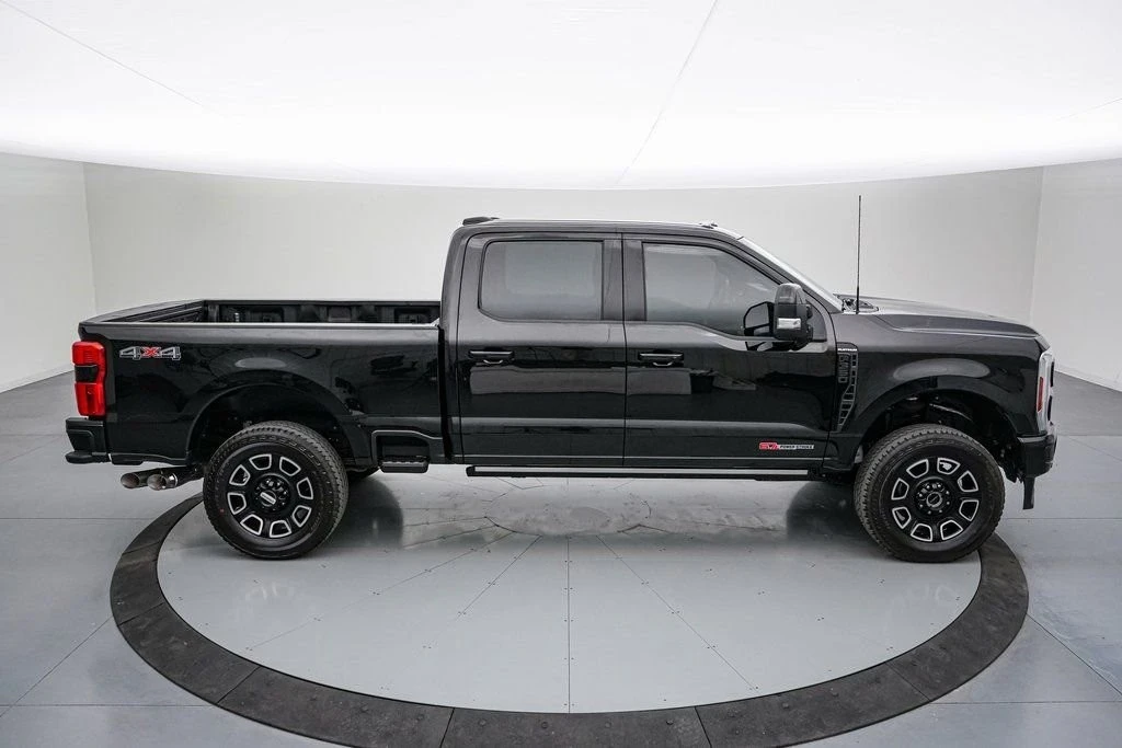 2025 Ford Super Duty 5th Gen - Image 4 of 21