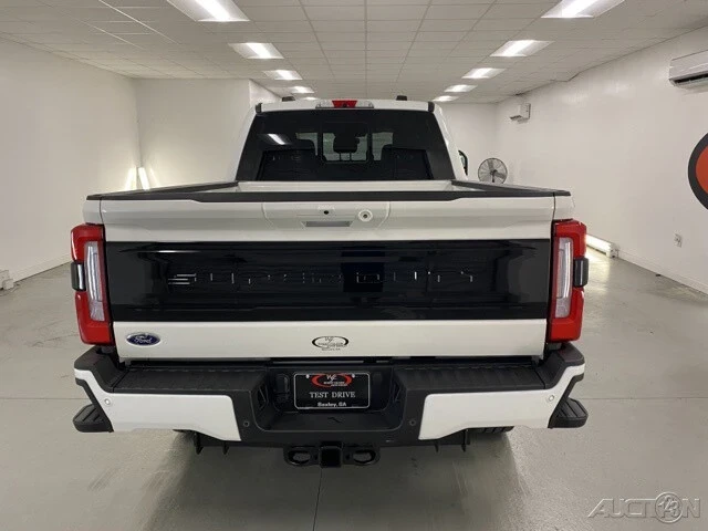 2025 Ford Super Duty 5th Gen - Image 7 of 12