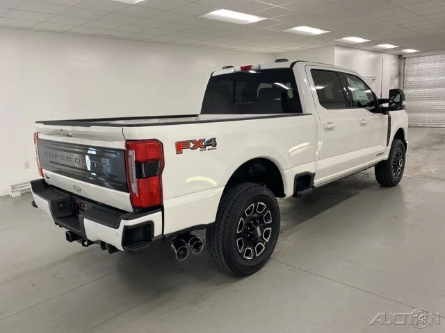 2025 Ford Super Duty 5th Gen - Image 6 of 12
