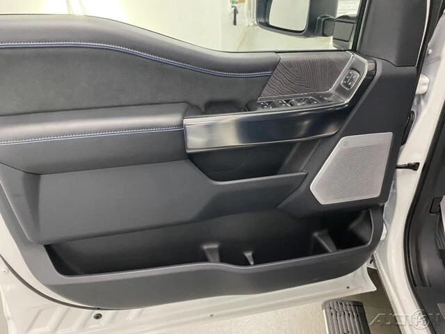 2025 Ford Super Duty 5th Gen - Image 9 of 12