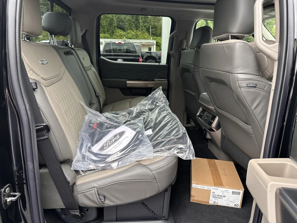 2025 Ford Super Duty 5th Gen - Image 19 of 21