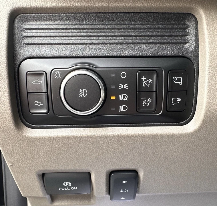 2025 Ford Super Duty 5th Gen - Image 21 of 21