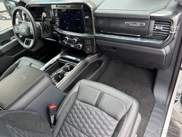 2025 Ford Super Duty 5th Gen - Image 19 of 21